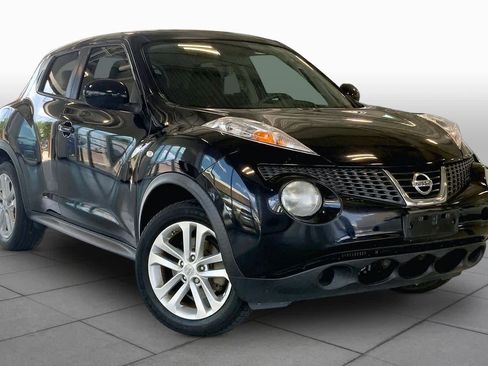 Used 2013 Nissan Juke SV FWD image 2