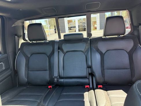 Used 2022 RAM 1500 Laramie AWD/4WD image 22