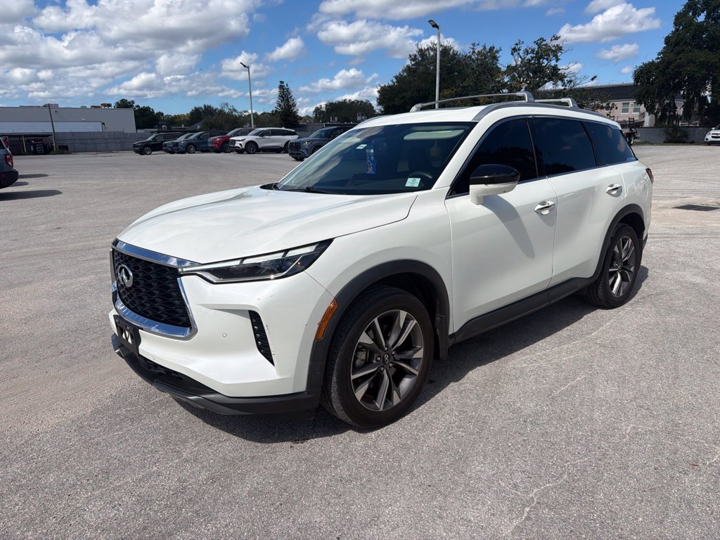 Used 2022 INFINITI QX60 Luxe w/ Performance Audio Package AWD/4WD image 4