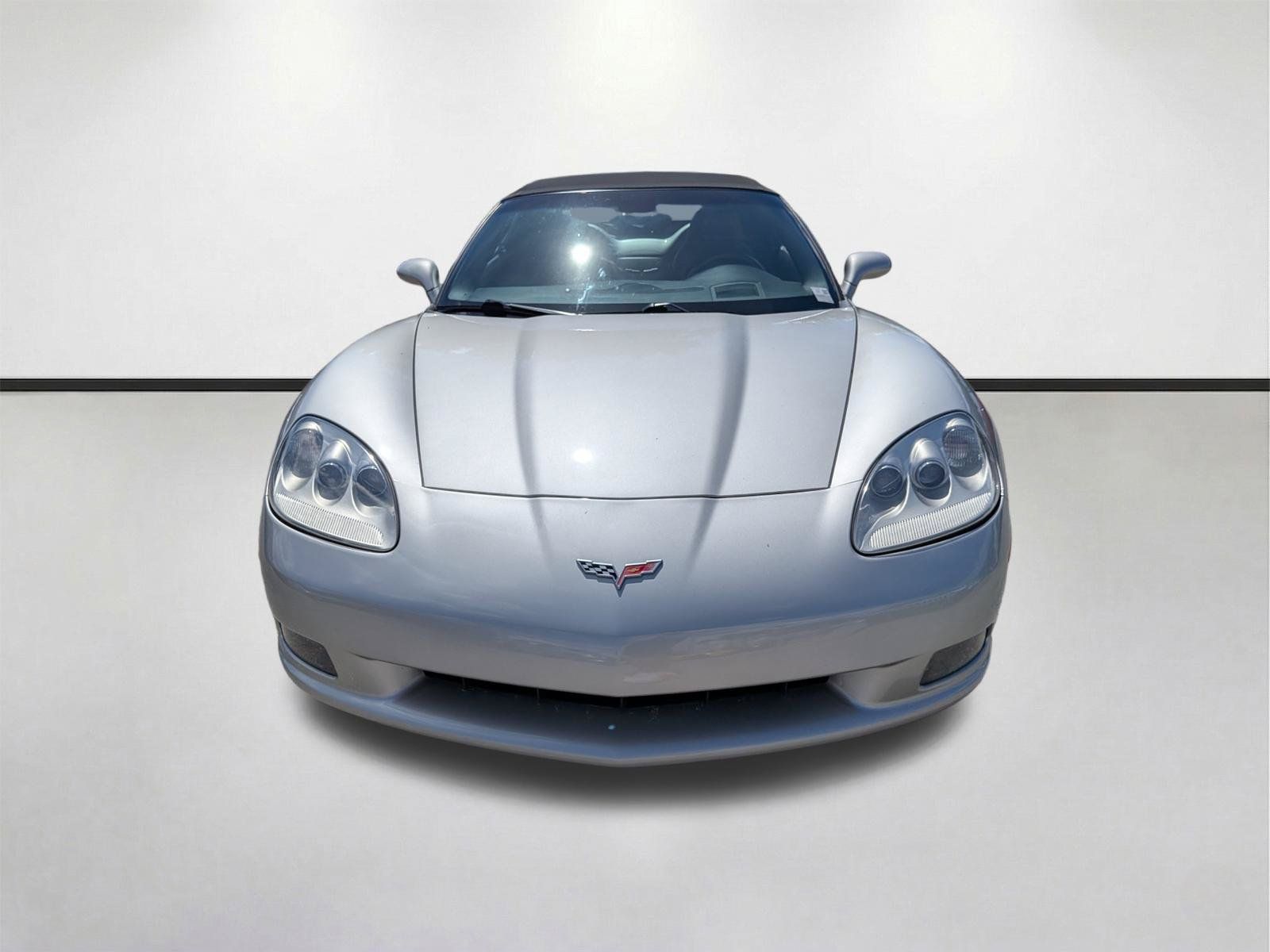 Used 2007 Chevrolet Corvette Convertible w/ Preferred Equipment Group RWD image 9