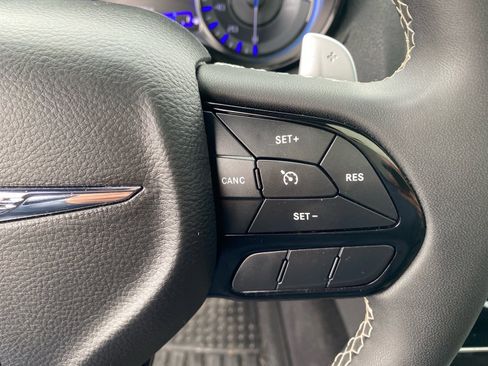 Used 2023 Chrysler 300 S image 17