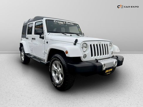 Used 2015 Jeep Wrangler Unlimited Sahara w/ Connectivity Group image 3
