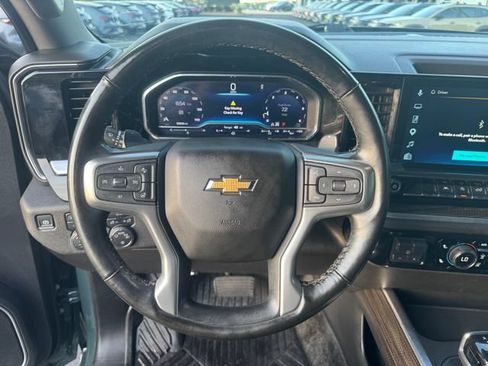 Used 2025 Chevrolet Silverado 1500 LT AWD/4WD image 12