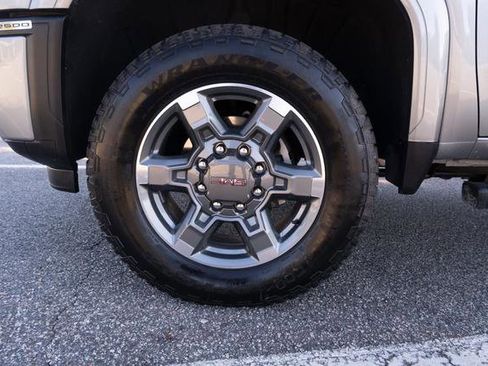 Used 2026 GMC Sierra 2500 AT4 image 40