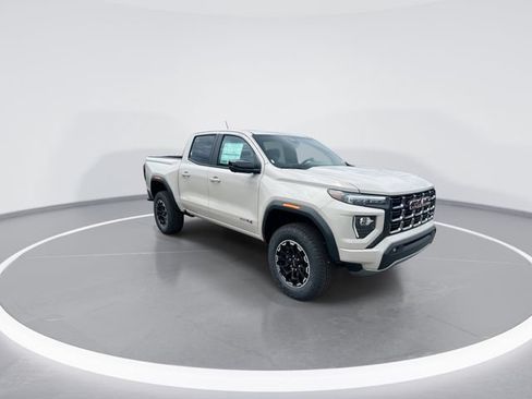 New 2026 GMC Canyon AT4 w/ Technology Plus Package AWD/4WD image 2
