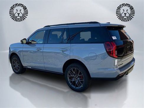 New 2025 Ford Expedition Platinum w/ Stealth Performance Package image 7