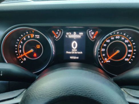 Used 2018 Jeep Wrangler Unlimited Sport image 32