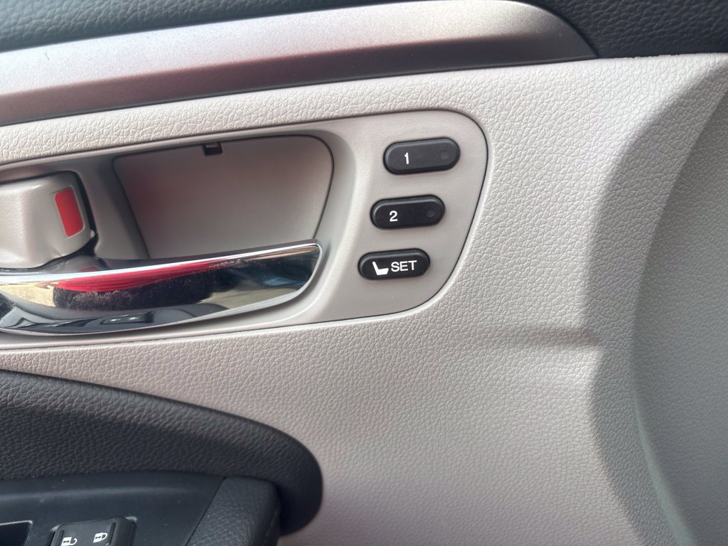 Used 2021 Honda Pilot EX-L image 10