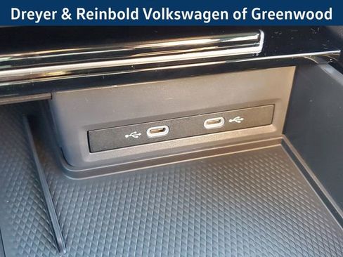 New 2026 Volkswagen Atlas SE image 34