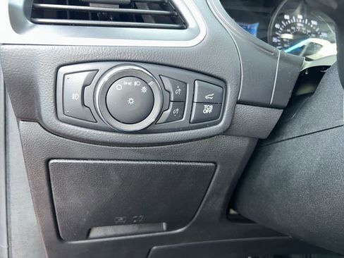 Used 2023 Ford Edge ST-Line w/ Class II Trailer Tow Package image 30