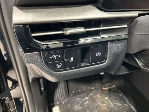 New 2026 Kia Sportage X-Line w/ X-Line Premium Package image 11