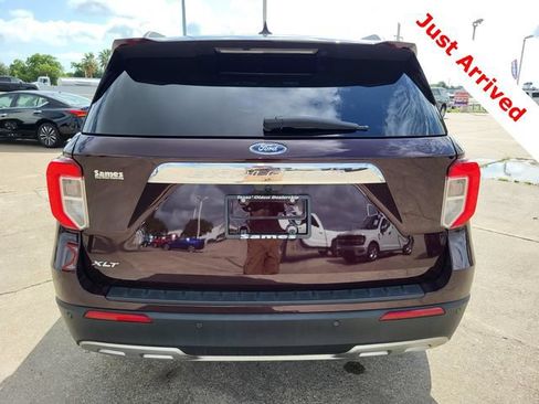 Used 2022 Ford Explorer XLT w/ Equipment Group 202A RWD image 18