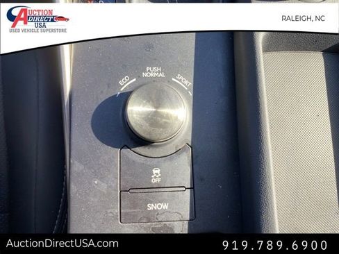 Used 2018 Lexus IS 300 image 43