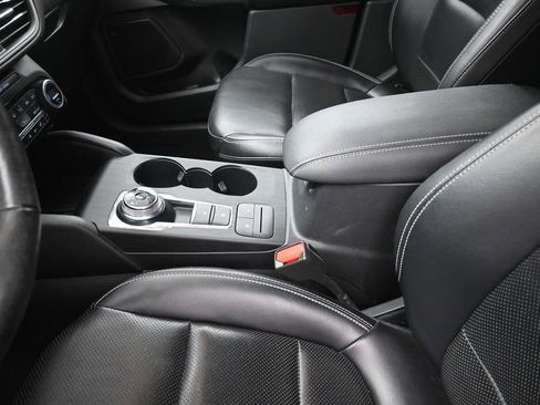 Used 2021 Ford Escape SEL image 21