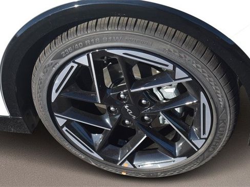 New 2025 Kia K4 GT-Line w/ GT-Line Premium Package image 11