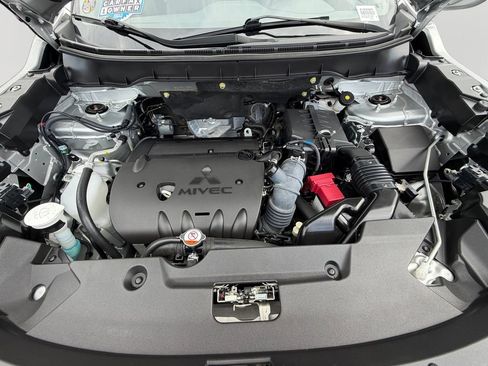 Used 2024 Mitsubishi Outlander Sport SE AWD/4WD image 9