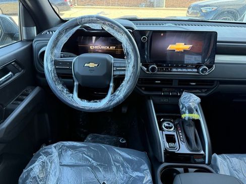 New 2026 Chevrolet Colorado LT w/ Advanced Trailering Package AWD/4WD image 3