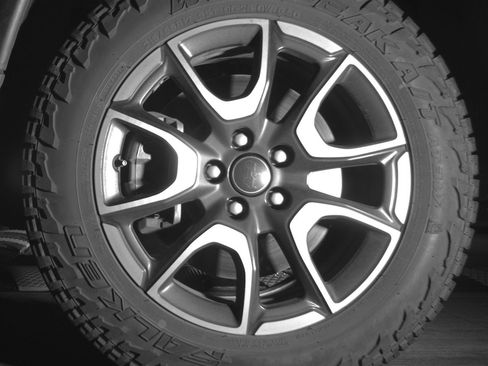 Used 2025 Jeep Compass Trailhawk AWD/4WD image 12