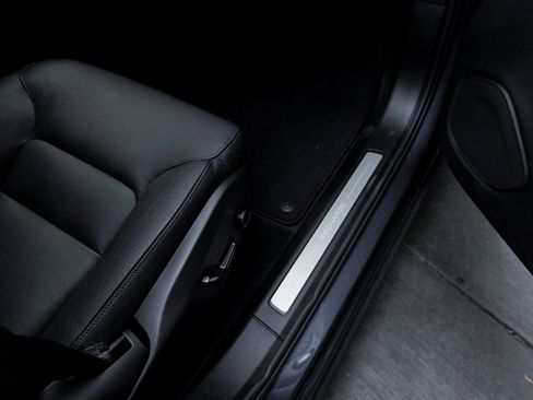 Used 2024 Volvo XC60 T8 Plus w/ Climate Package image 33