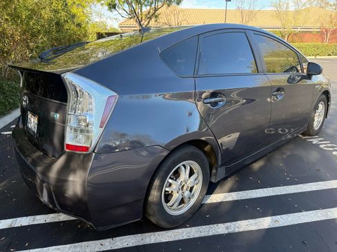 Used 2010 Toyota Prius Five FWD image 7