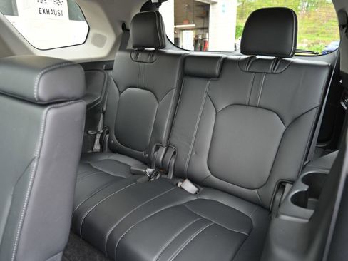 Used 2023 Honda Pilot Elite image 22