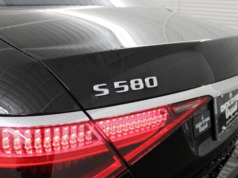 Used 2022 Mercedes-Benz S 580 4MATIC Sedan image 12