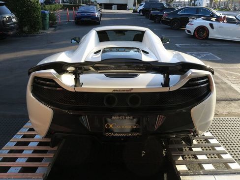Used 2015 McLaren 650S Spider RWD image 42