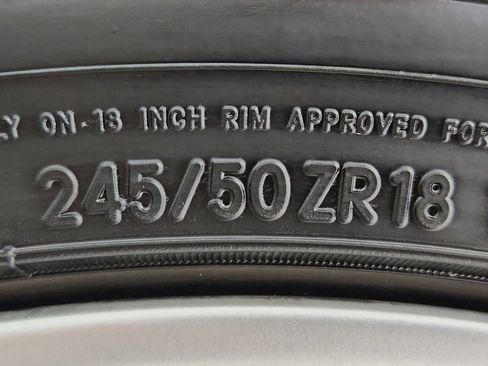 Used 2018 Chevrolet Camaro LT RWD image 26