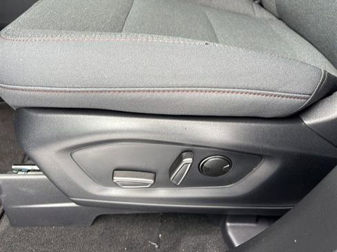 New 2025 Ford Explorer Active image 11