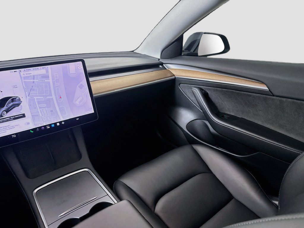 Used 2023 Tesla Model 3 Standard Range RWD image 23