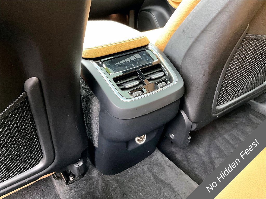 Used 2018 Volvo XC90 T6 Momentum w/ Convenience Package AWD/4WD image 29