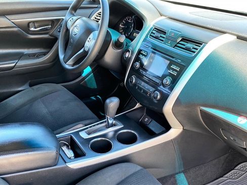 Used 2015 Nissan Altima 2.5 S w/ Power Driver Seat Package image 13