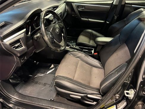 Used 2015 Toyota Corolla S image 6