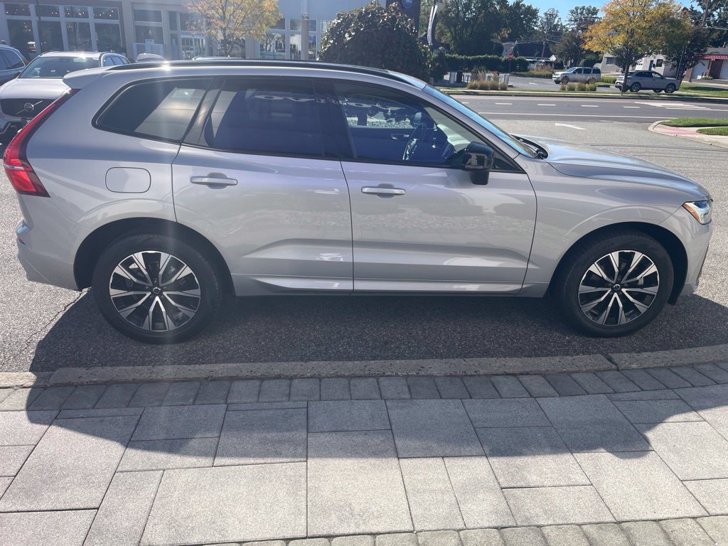 Certified 2024 Volvo XC60 B5 Core w/ Protection Package Premier AWD/4WD image 6