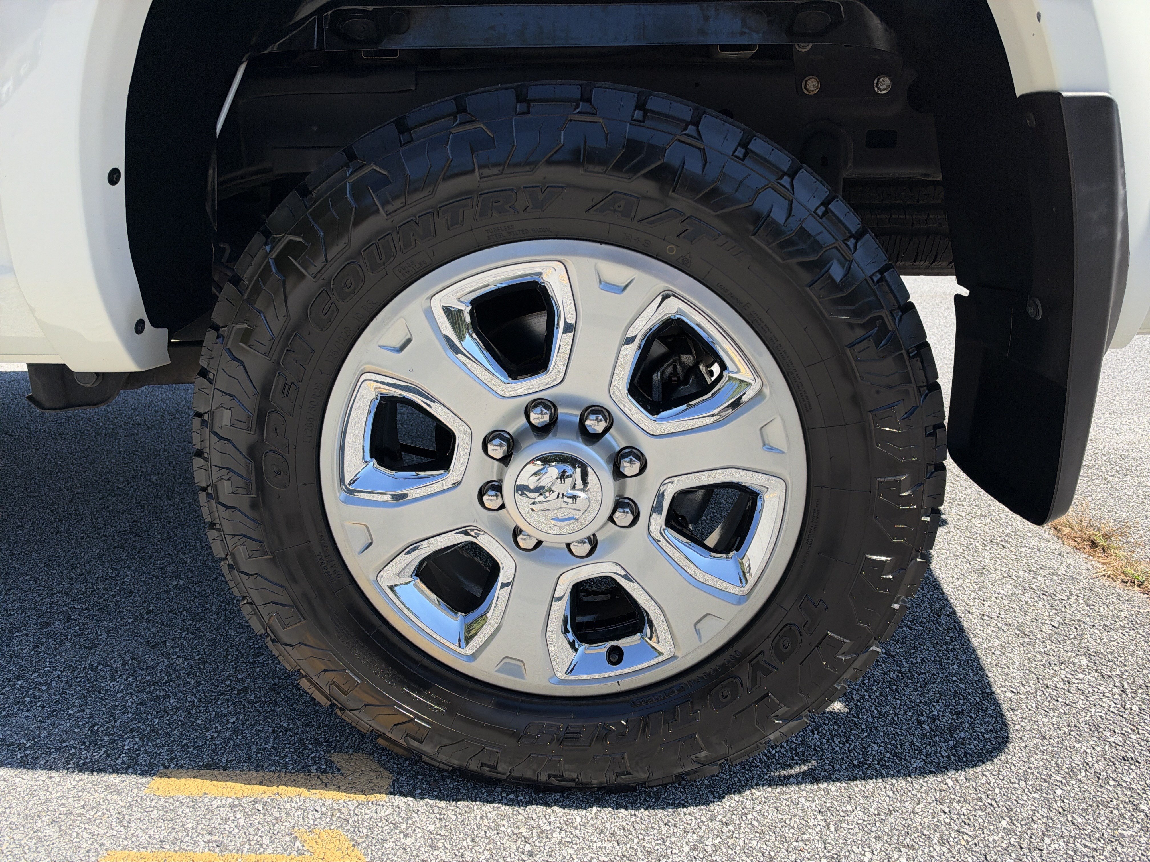 Used 2016 RAM 2500 Laramie AWD/4WD image 23