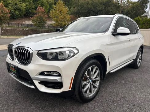 Used 2018 BMW X3 xDrive30i image 1