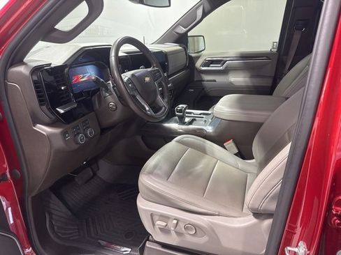 Used 2023 Chevrolet Silverado 1500 LTZ w/ LTZ Convenience Package II image 12