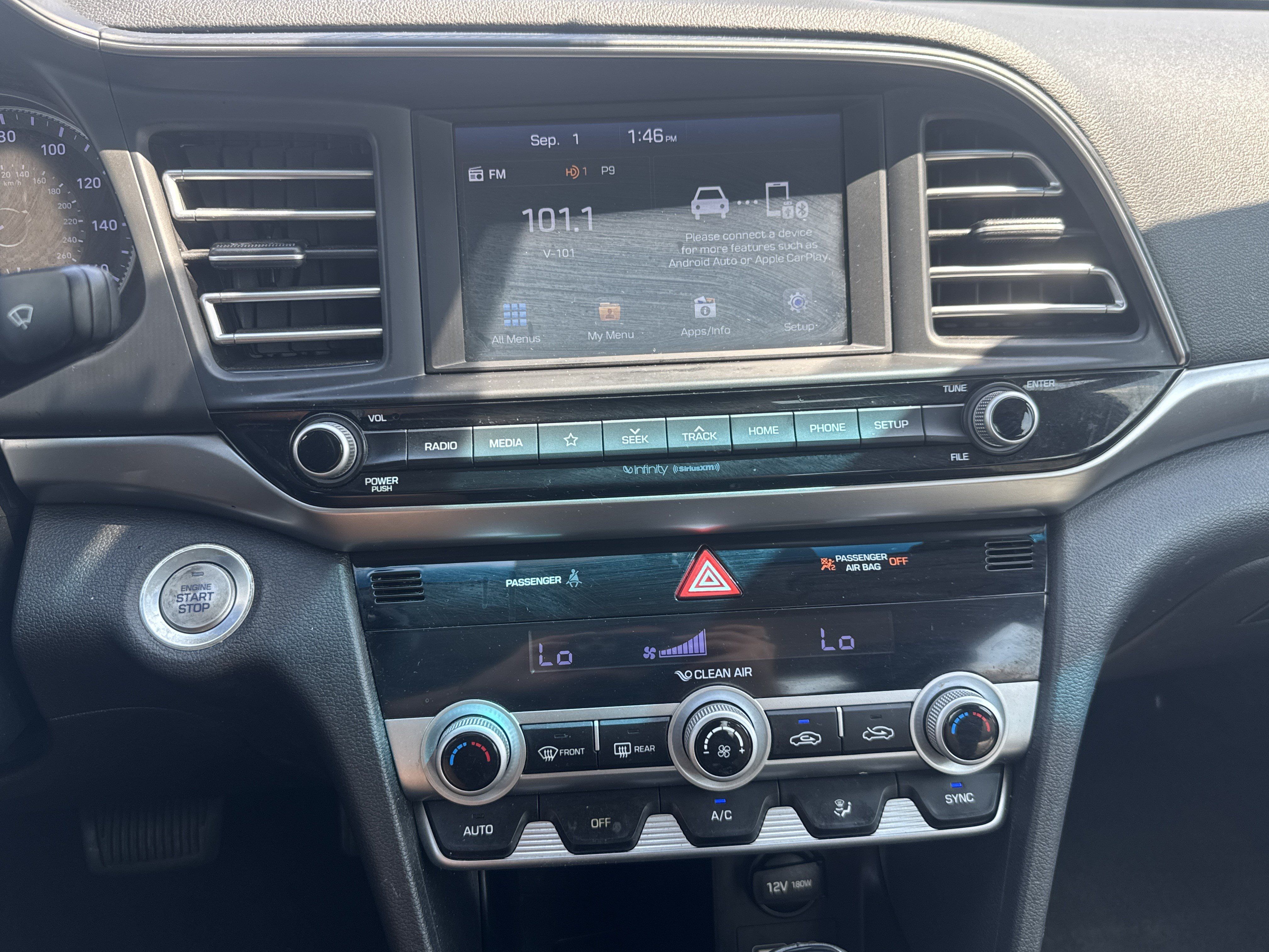 Used 2019 Hyundai Elantra Limited w/ Cargo Package FWD image 12