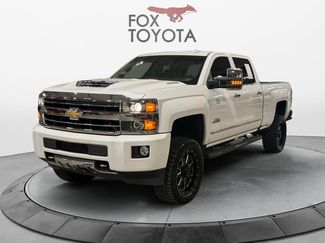 Used 2019 Chevrolet Silverado 2500 High Country w/ Duramax Plus Package AWD/4WD video 1