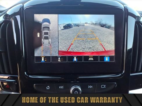 Used 2023 Chevrolet Traverse RS image 24