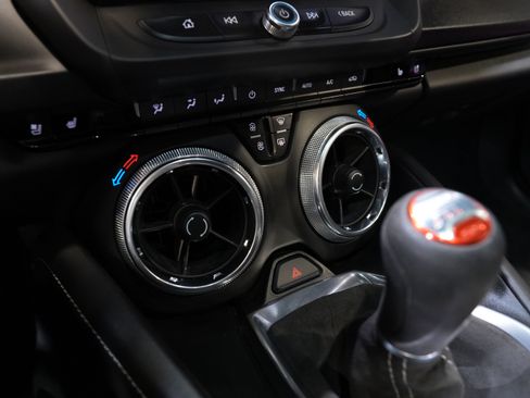 Used 2019 Chevrolet Camaro SS RWD image 39