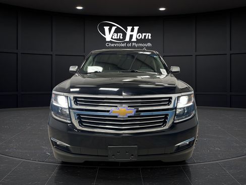 Used 2019 Chevrolet Suburban Premier AWD/4WD image 2