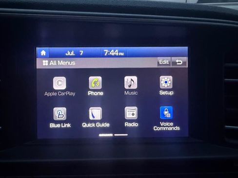 Used 2020 Hyundai Elantra Limited w/ Cargo Package (C1) FWD image 26