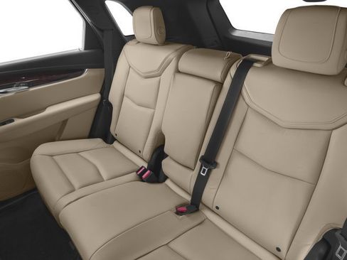 Used 2018 Cadillac XT5 Luxury w/ LPO, Wheel Lock Package FWD image 38