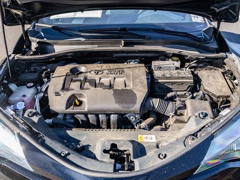 Used 2021 Toyota C-HR XLE image 20