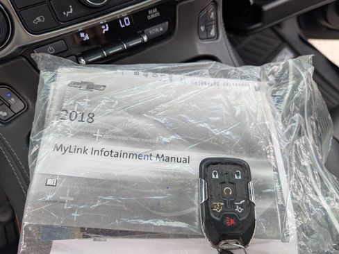 Used 2018 Chevrolet Tahoe Premier RWD image 37