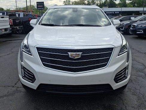 Used 2018 Cadillac XT5 Luxury w/ LPO, Black Ice Package AWD/4WD image 2