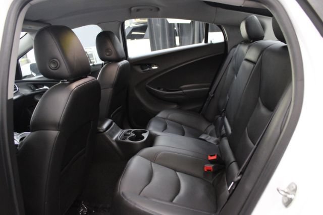 Used 2017 Chevrolet Volt Premier w/ Driver Confidence II Package FWD image 21