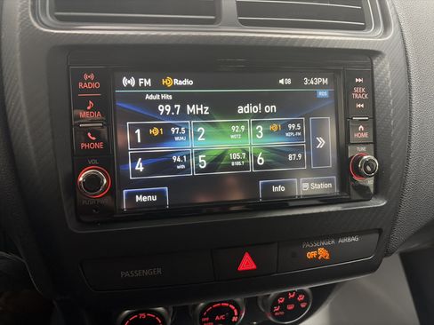 Used 2024 Mitsubishi Outlander Sport ES AWD/4WD image 17
