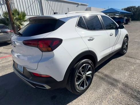Used 2022 Buick Encore GX Select image 8